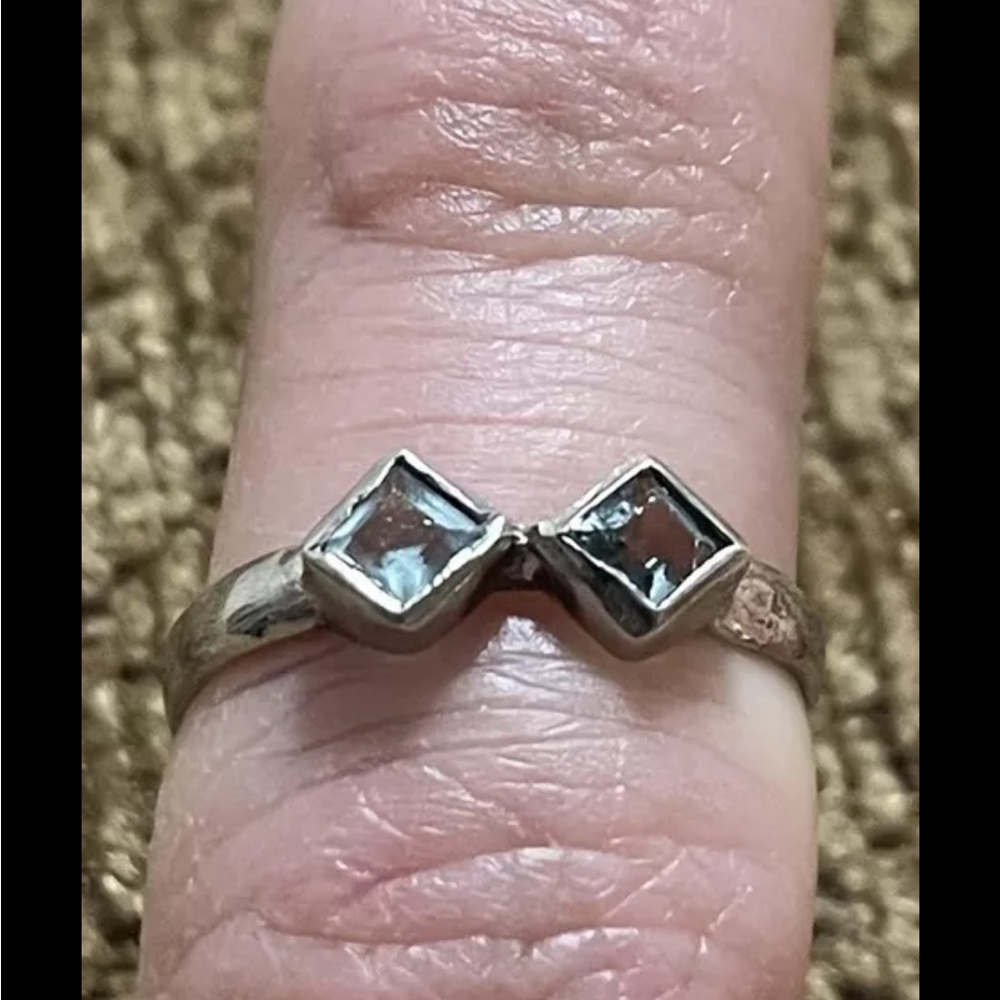LADIES STERLING SILVER 925 RHOMBUS AQUAMARINE 2 STONE RING 1.4 GRAMS SIZE 5.75